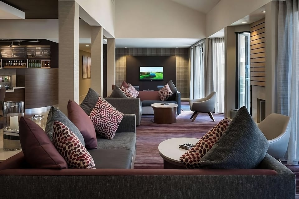 Stretch out on plush sofas and enjoy a relaxed lounge vibe.