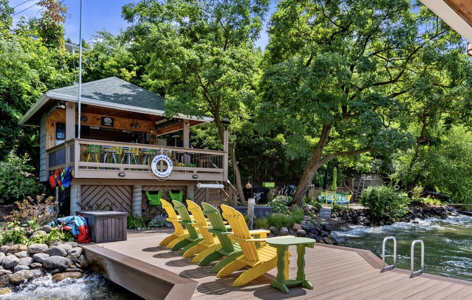 Your very own cabana on Keuka!