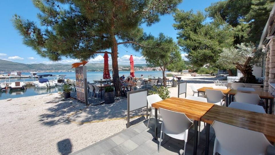 Local beach 250m from the apartment