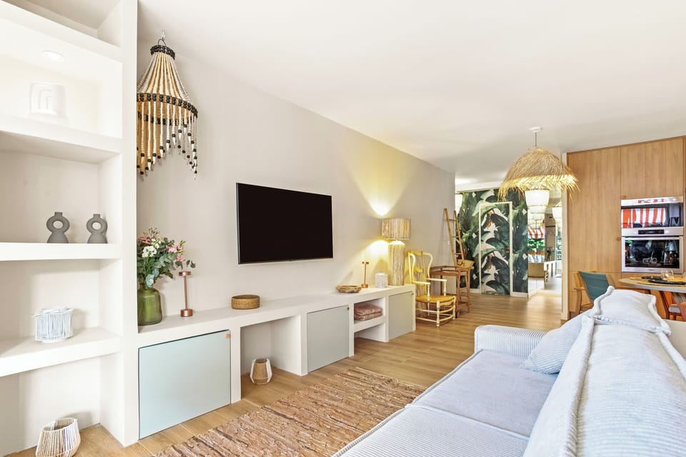 Living space (3)