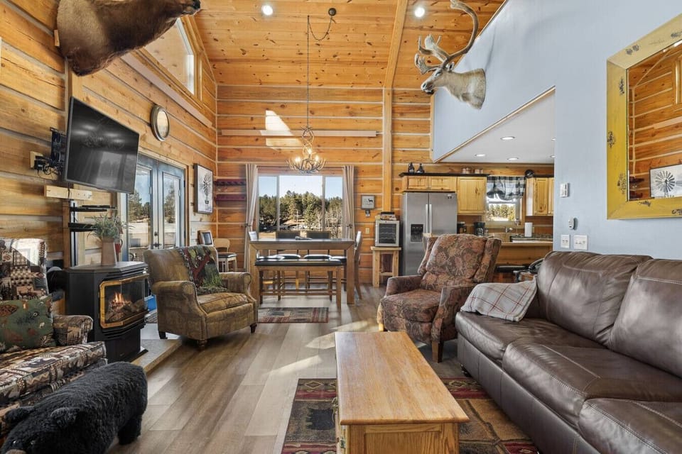 Thoughtful decor and a functional layout ensure you’ll feel right at home during your stay.