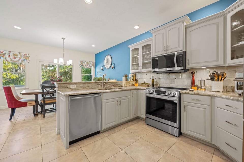 Kitchen - Entry Level