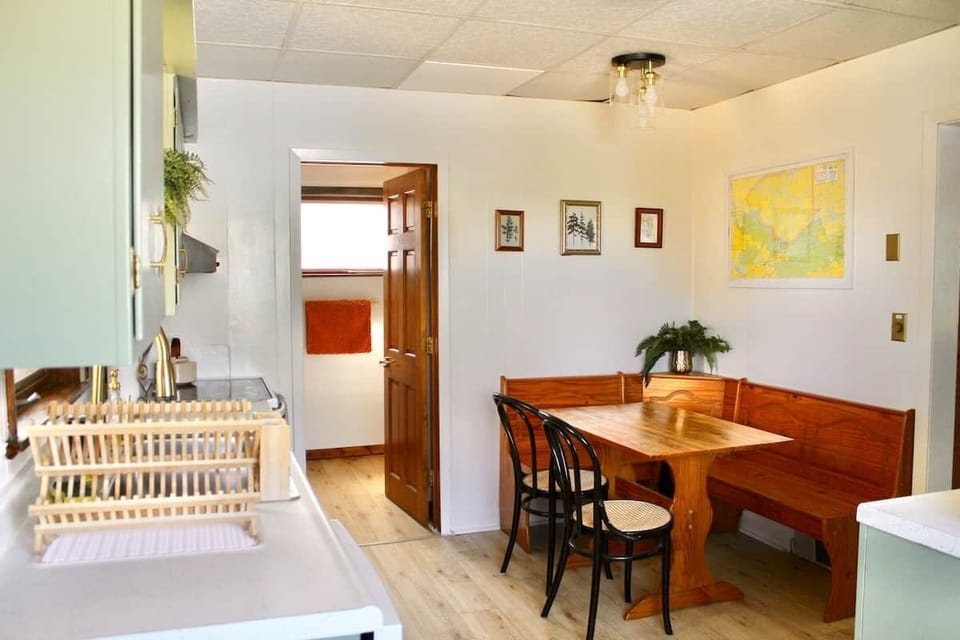 Dining nook