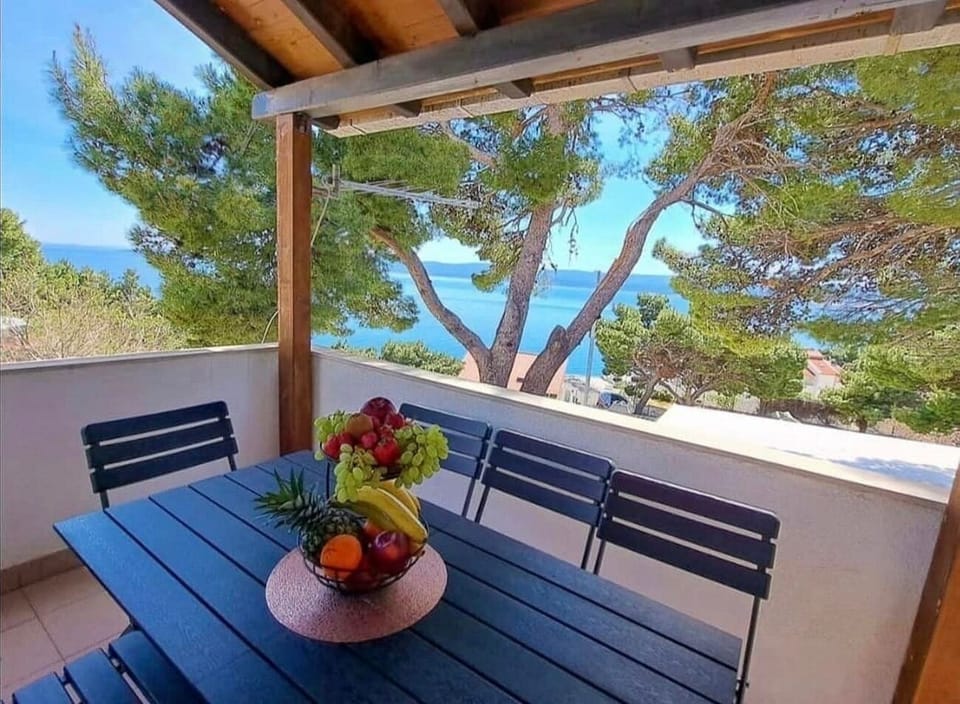 Terrace 1