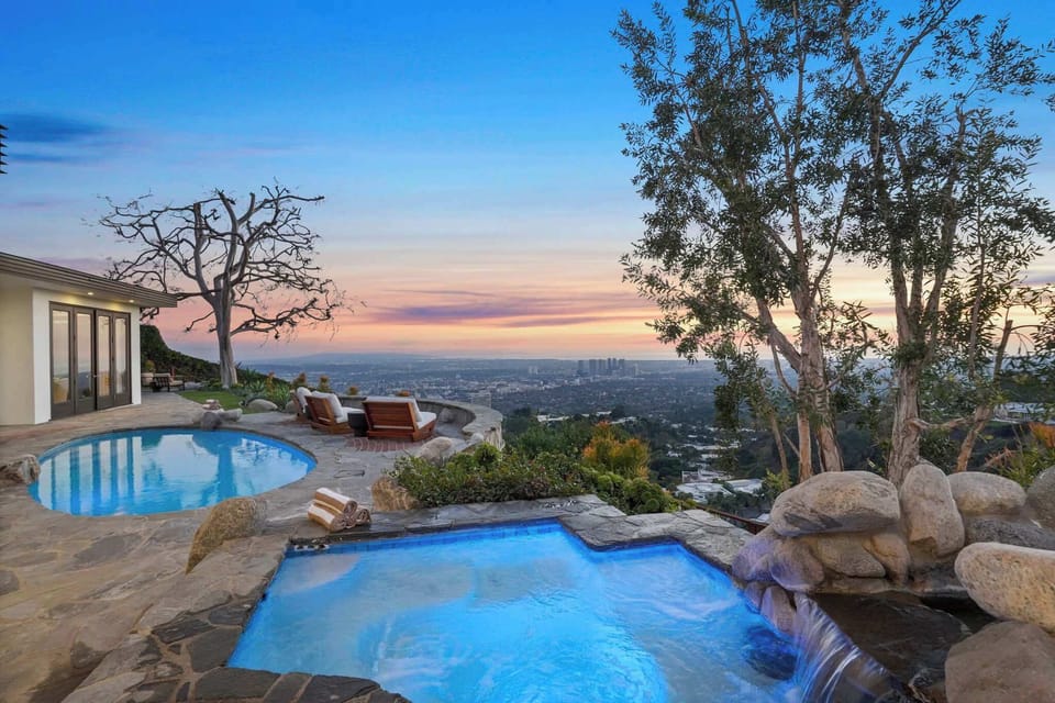 Take in sweeping views of the city, canyon, and ocean.