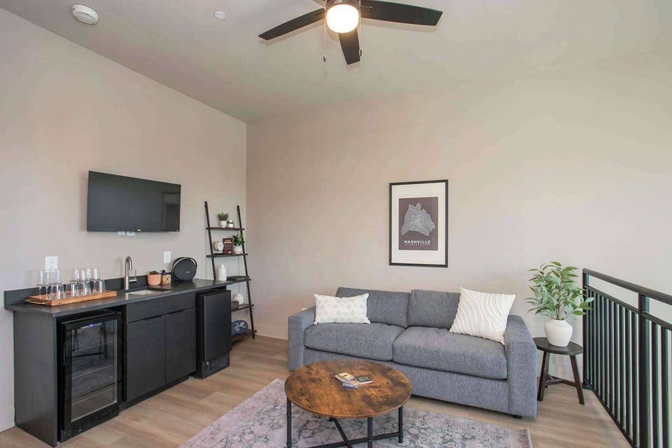 Loft with Sleeper Sofa, Wet Bar and TV