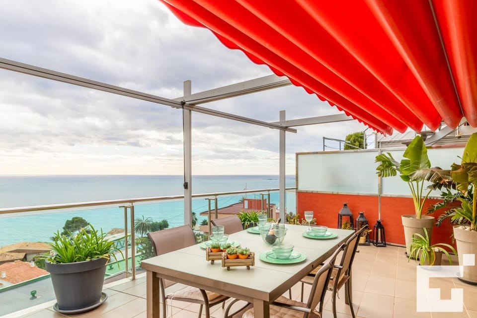 Outdoor dining area
