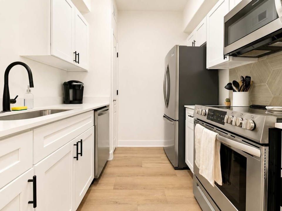 Fully equipped kitchen