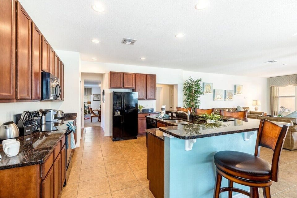 Kitchen with plenty of room
