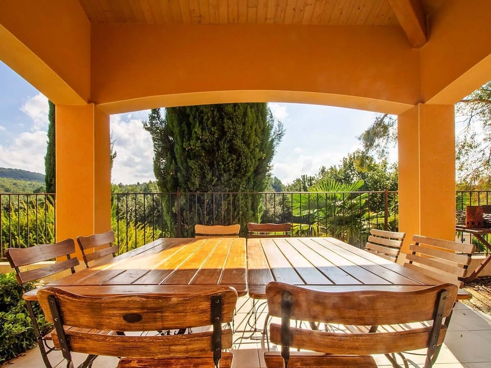 villa SYRAH