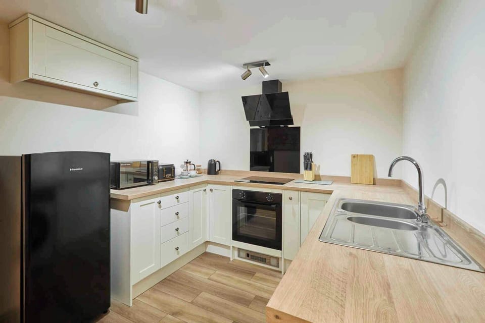 St Mary's Riverside, Egton Bridge - Host & Stay