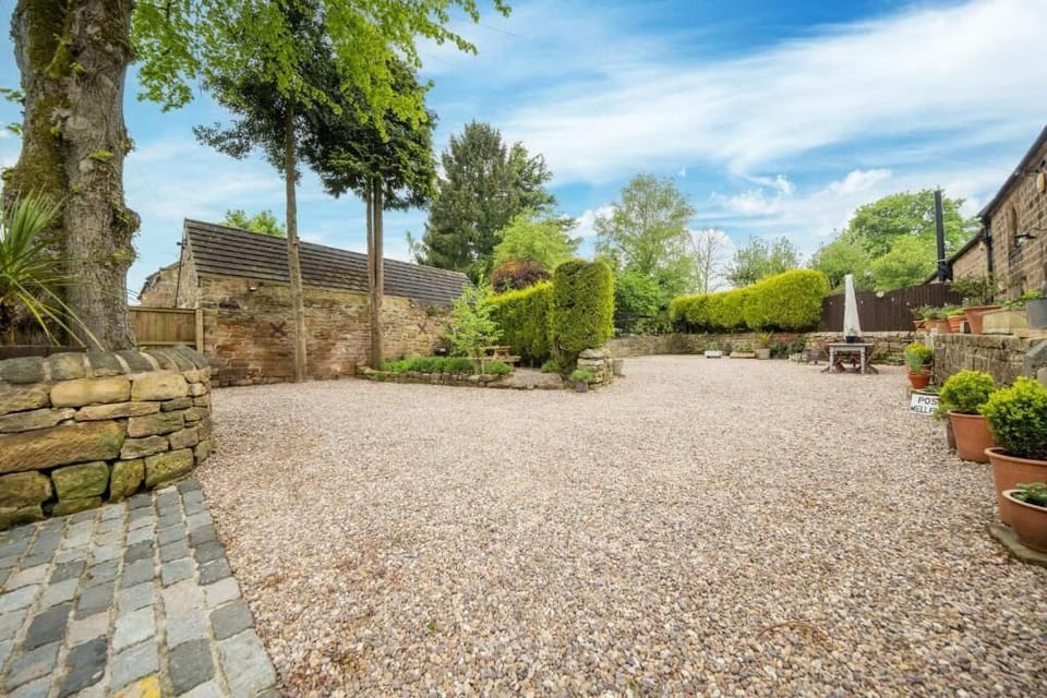 Well Farm Cottage, Higham - Host & Stay