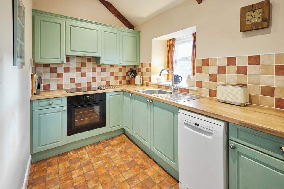 The Old Granary, Branton - Host & Stay