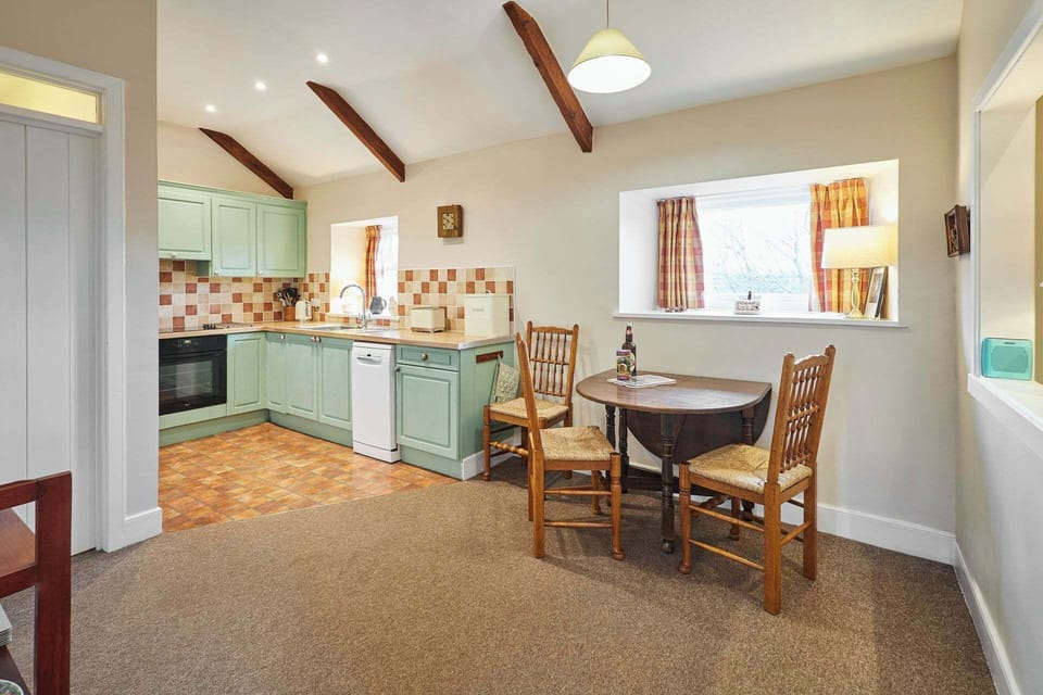 The Old Granary, Branton - Host & Stay