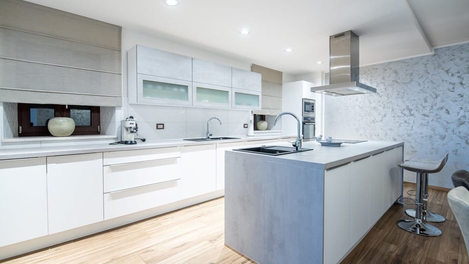 Modern kitchen of Villa LV