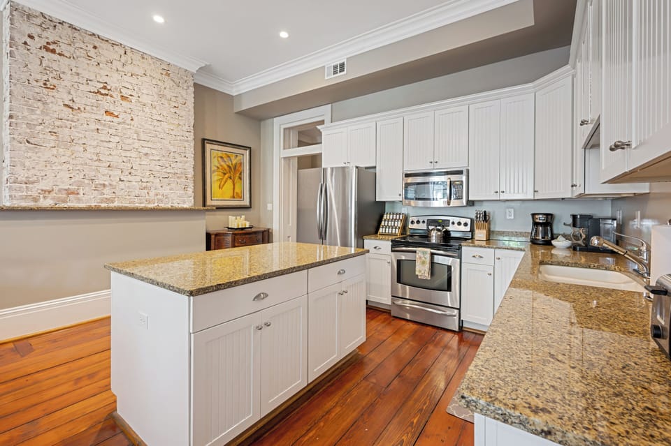 Kitchen Unit 2