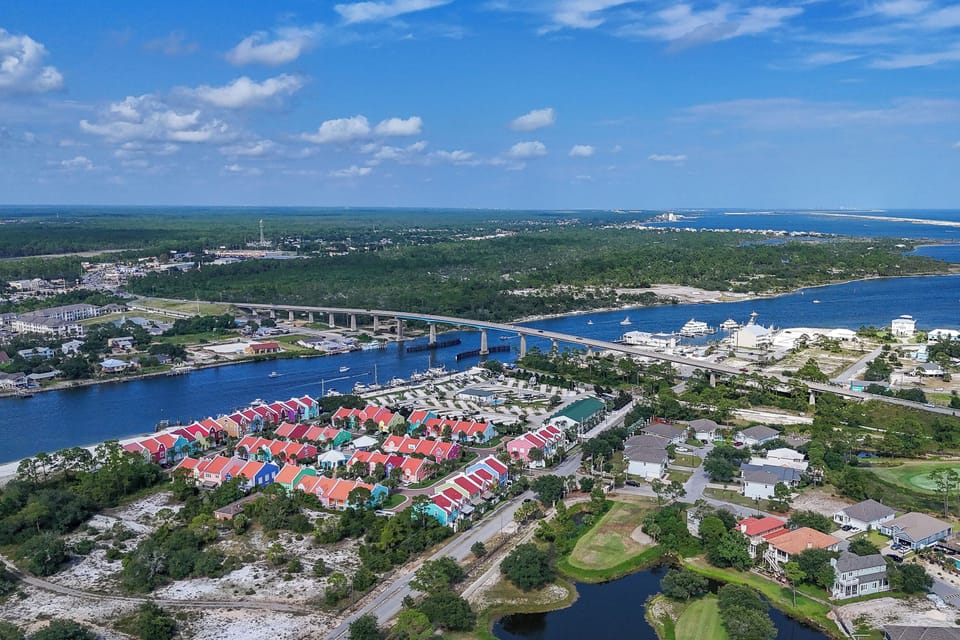 Banana Bay Community in Perdido Key
