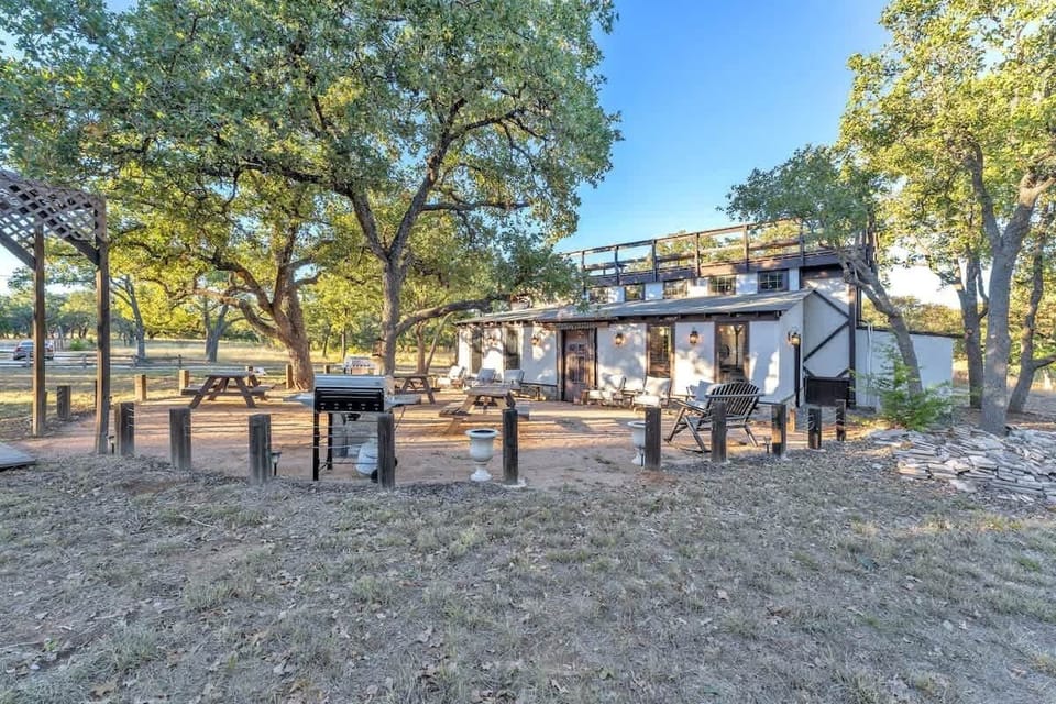 Game room and outdoor area