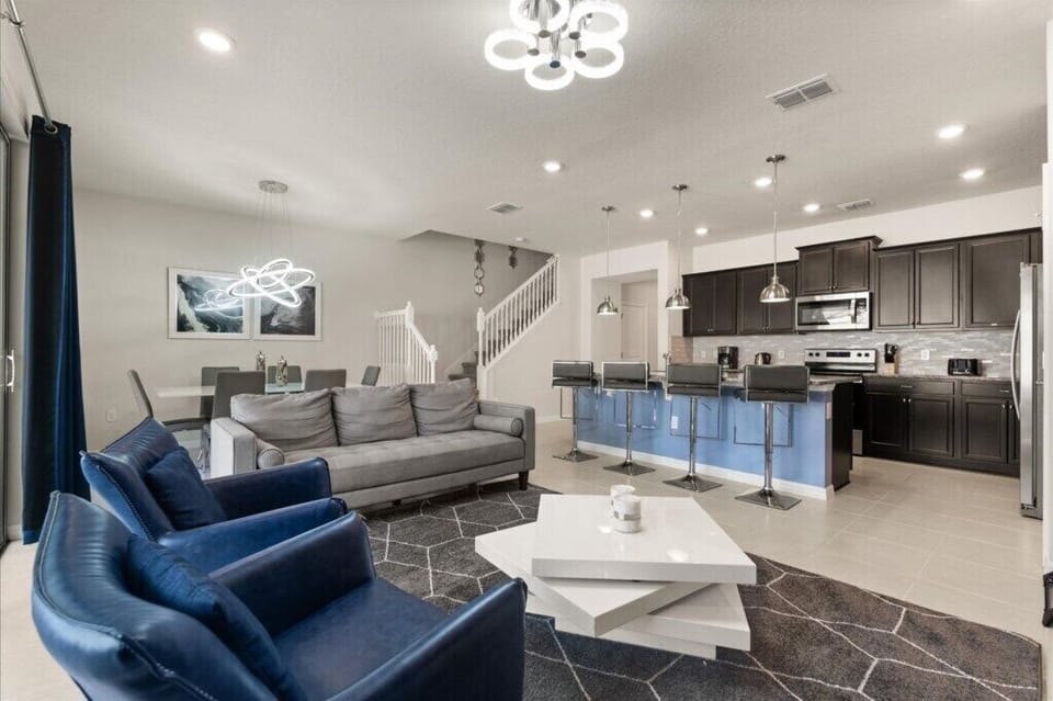 130 Jetty Way (2).jpg
