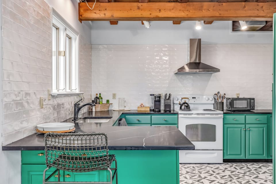 Kitchen (1)