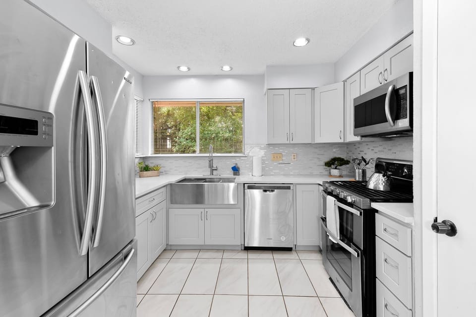 A reliable favorite for guests who value comfort and accuracy.
