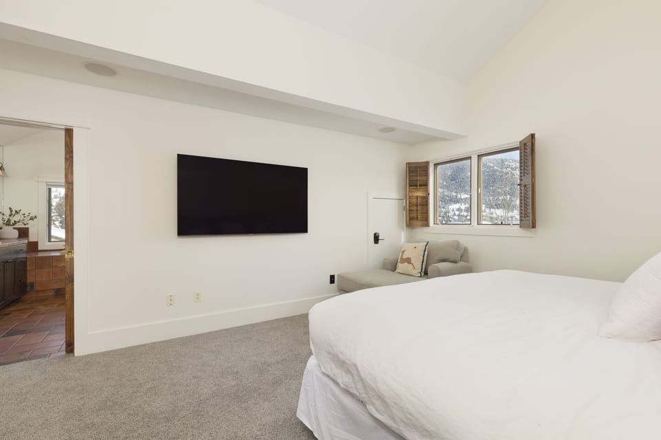 Enjoy a Movie in Bed | Upper Level
