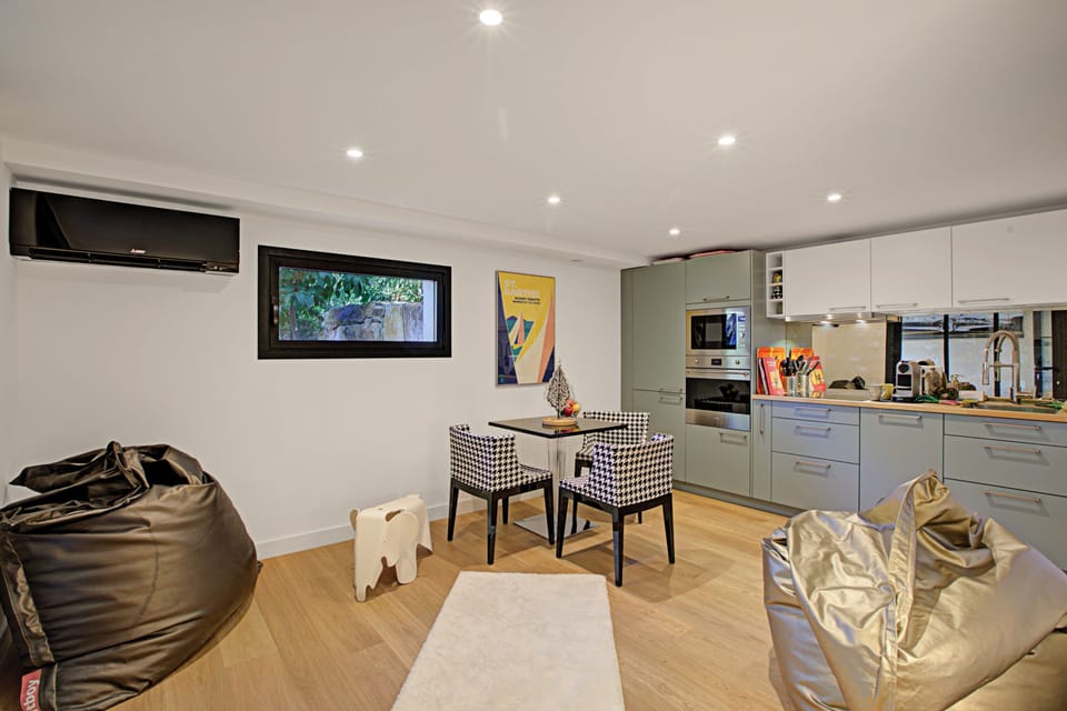 Kitchen and dining area