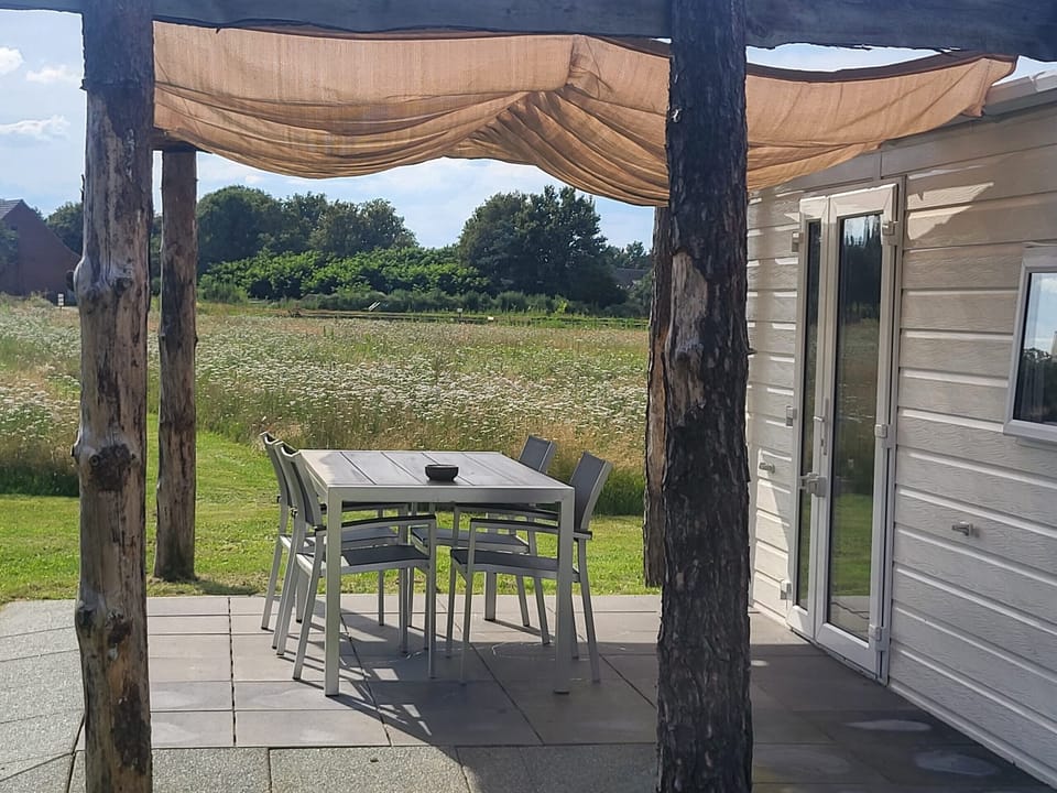 Terrace - Hoeve Twente - De Bonte Specht