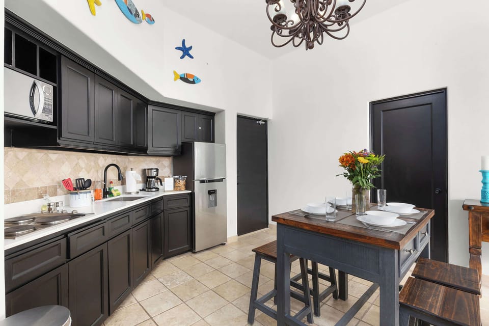 Fully equipped kitchen