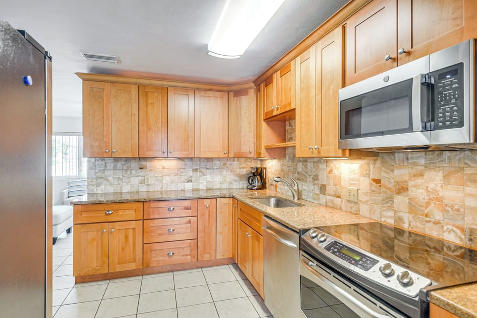 Kitchen | Cooking Basics | Drip Coffee Maker | Refrigerator