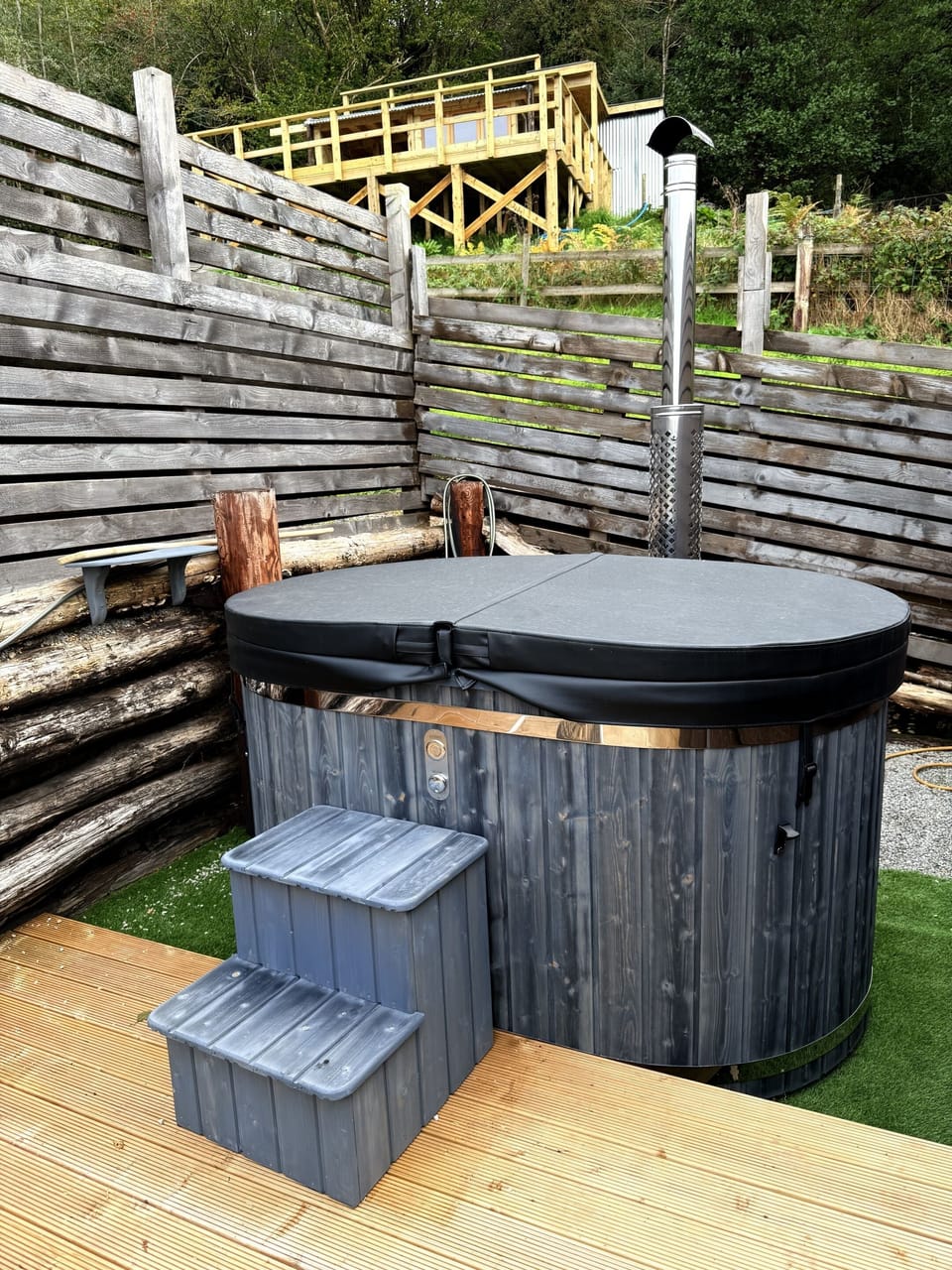 pod hot tub 