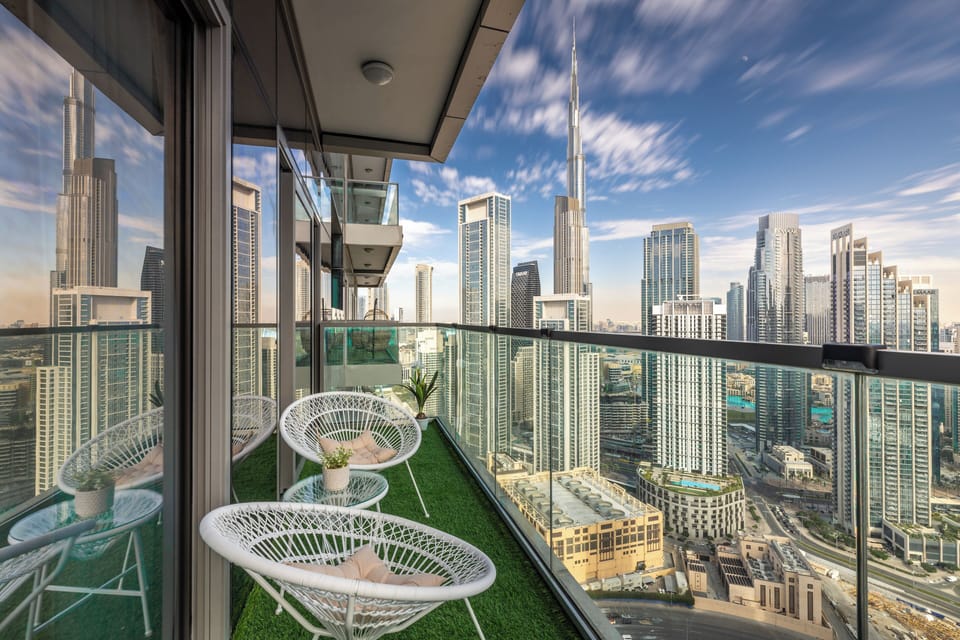 Unbeatable, panoramic views of the Burj Khalifa