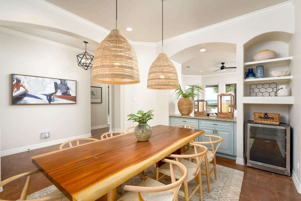 Dine in style in this beautifully set dining space.
