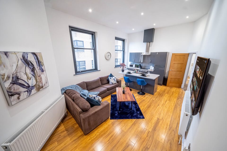 Living Room / Lounge