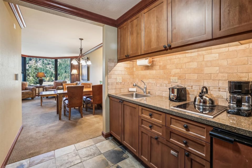 Kitchen_1
