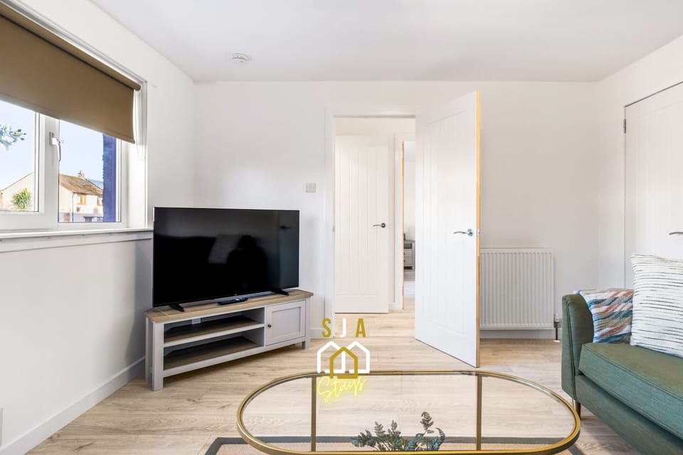Living Room / Lounge