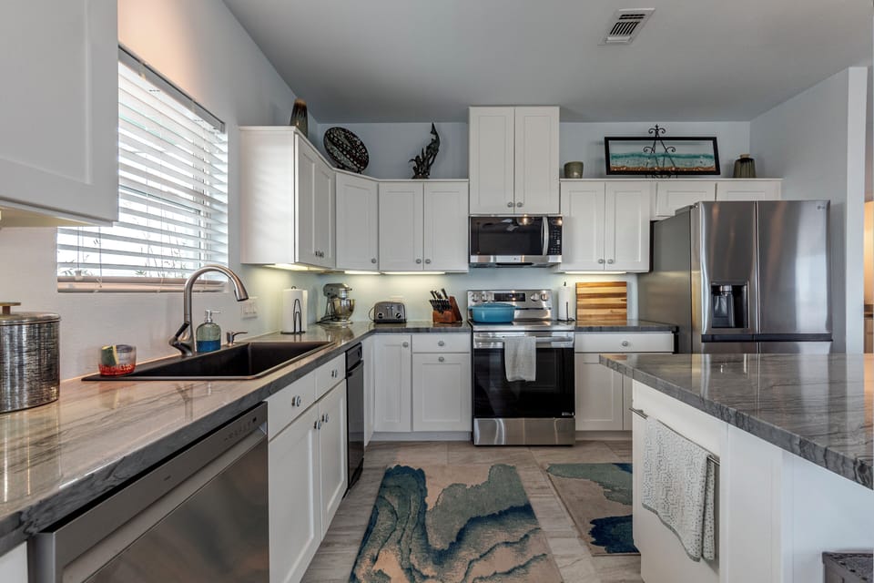 This fully equipped kitchen has everything needed to create delicious memories.