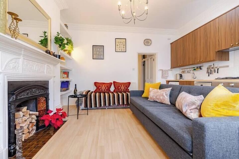 a3ae130a-1184-4797-96dc-edf934a5587d