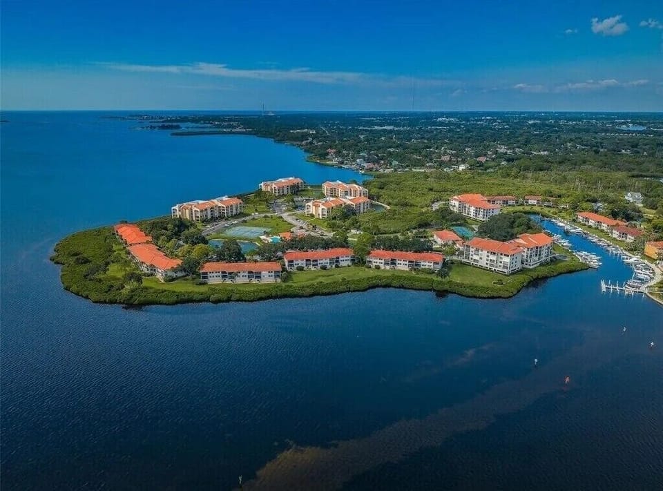 Mariner Village & Tarpon Cove