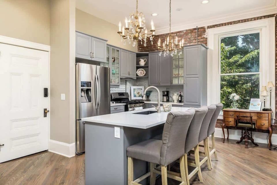 Granite Breakfast bar