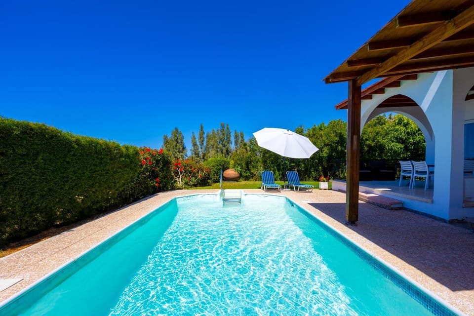 Private pool and terrace