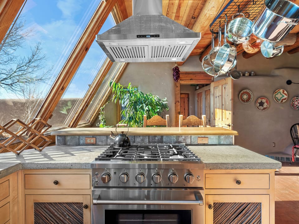 Gas range and oven for a delicious homemade dinner