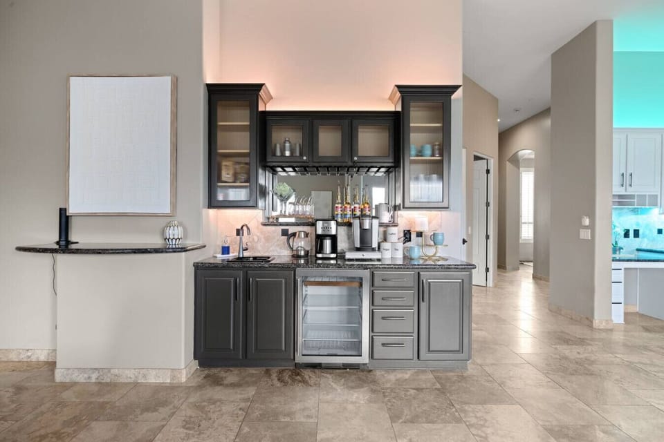 We`ve designed a charming coffee bar stocked with everything you need for the perfect morning brew—filters, ground coffee, K-Cups, tea, sugar, and more. Start your day your way!