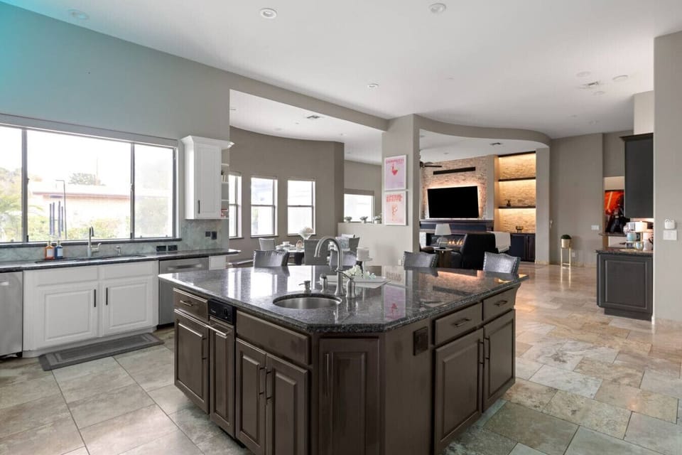 A gourmet kitchen offering professional-style features and full cooking essentials.