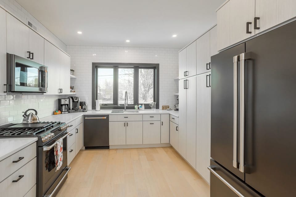 Kitchen with Ice Maker Refrigerator, Large Pantry Space