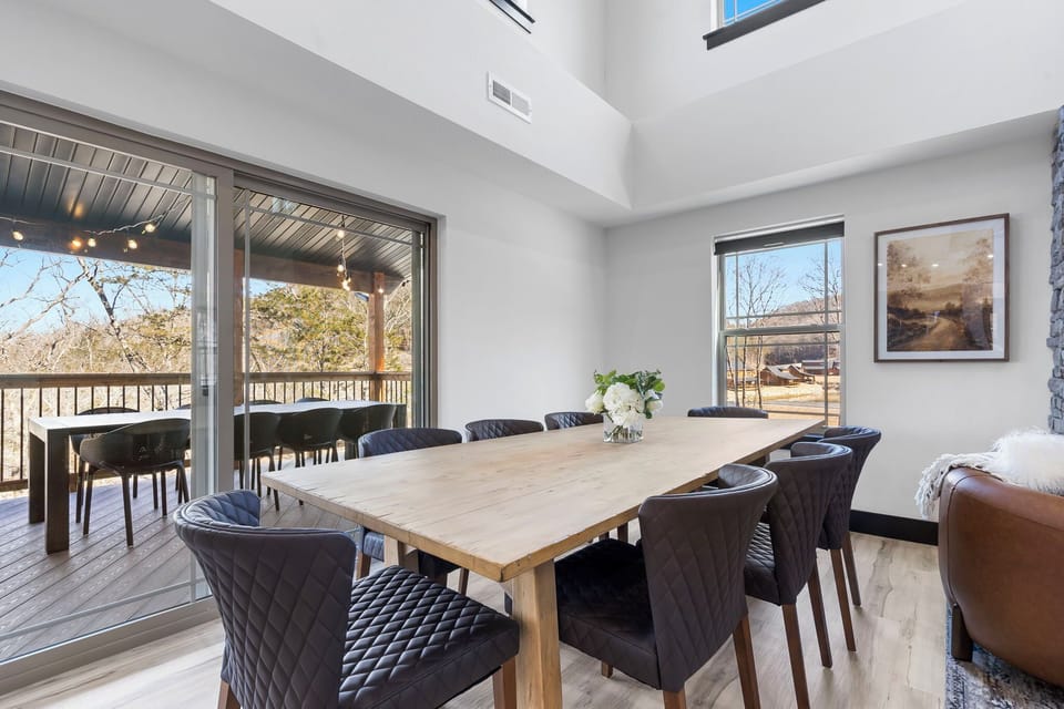 Dining Area with Space for 8!