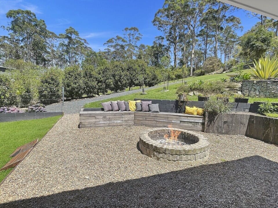 Outdoor fire place