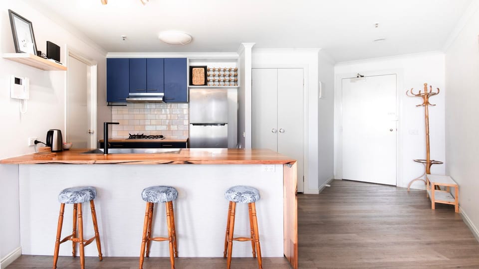 Kitchen with everything you need to prepare meals