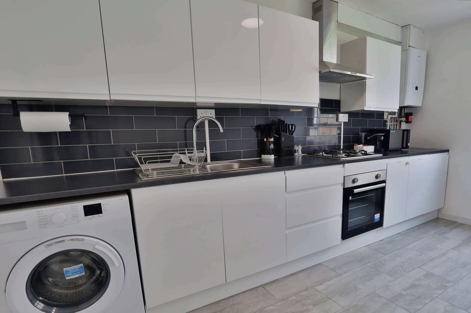 Kitchen 1 (1)