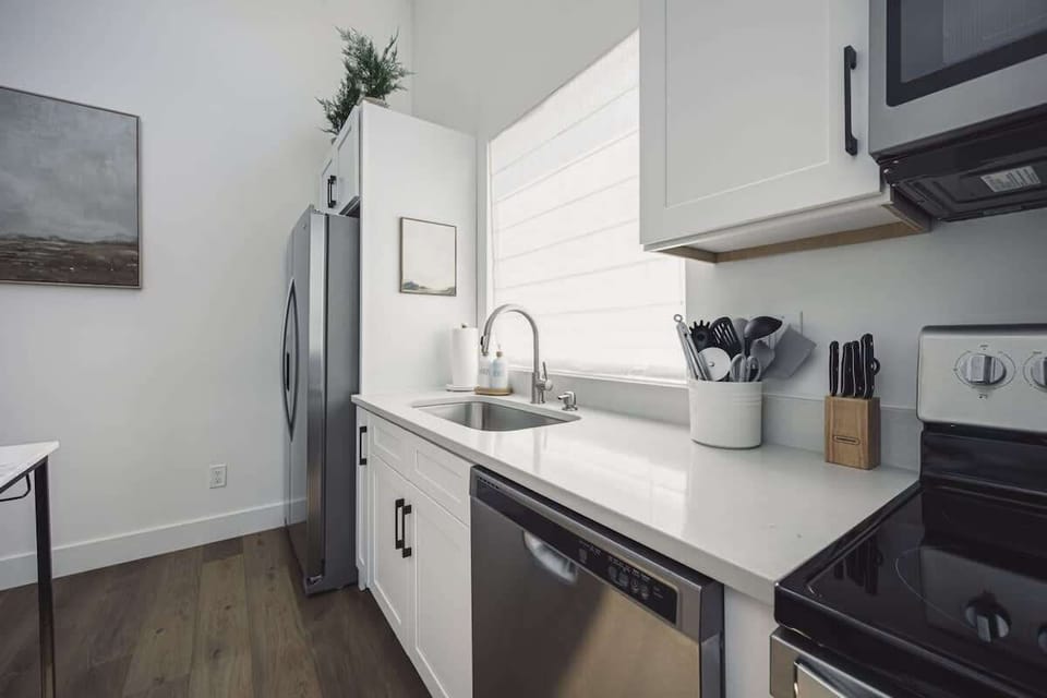 Sparkling clean throughout the kitchen area.